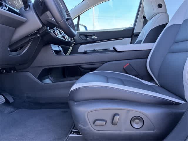 Thumbnail: 2025 Honda Prologue - 17