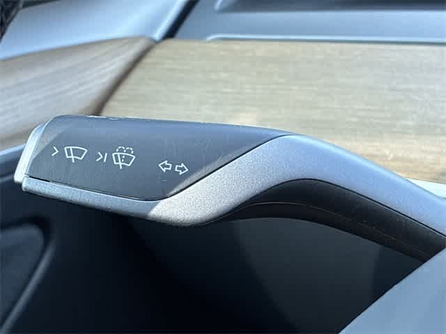 Thumbnail: 2023 Tesla Model 3 - 28