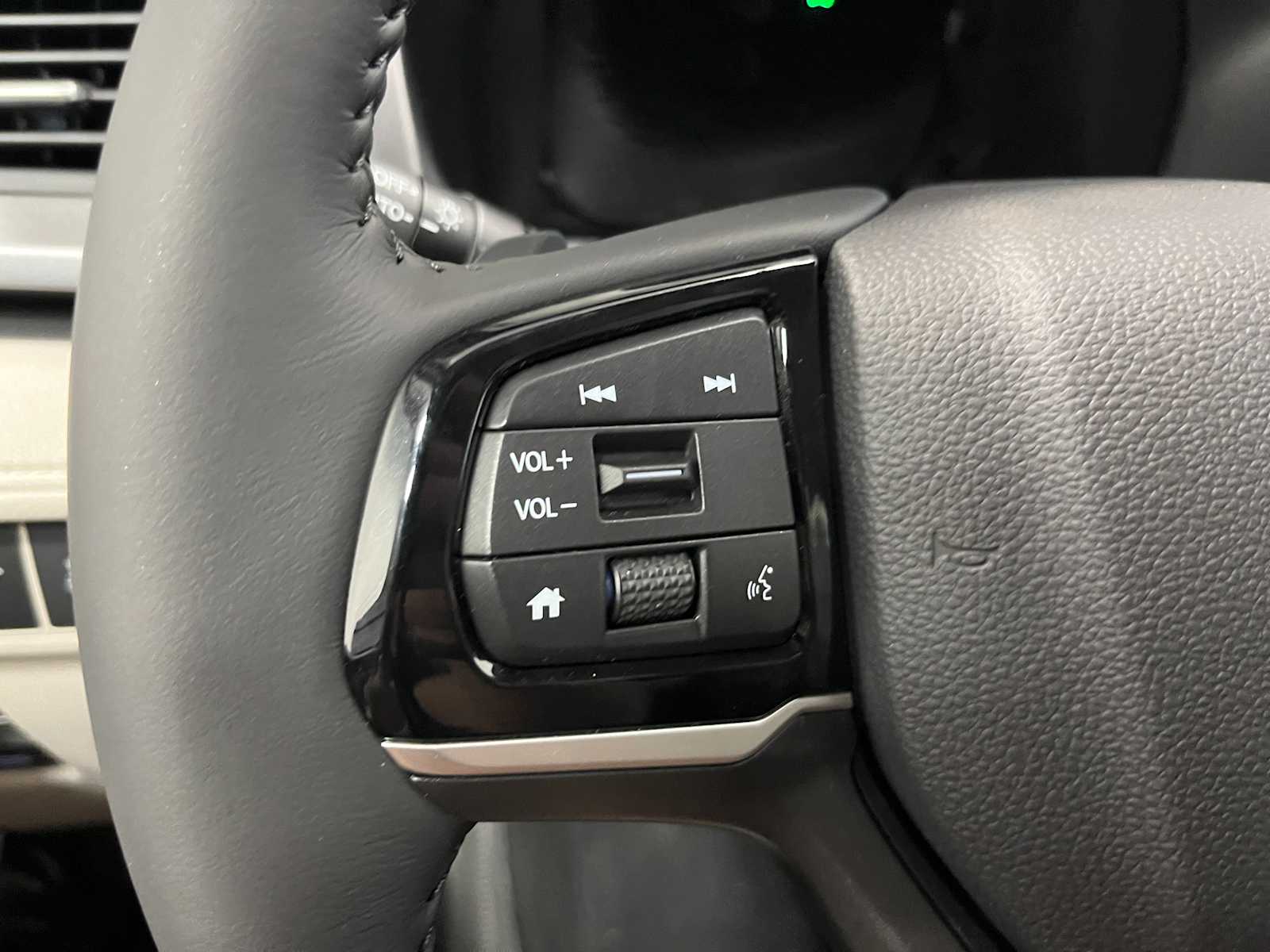 Thumbnail: 2026 Honda Odyssey - 17