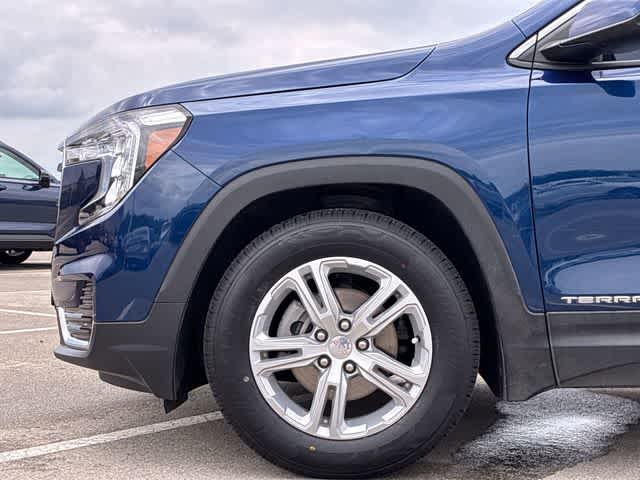 Thumbnail: 2022 GMC Terrain - 14