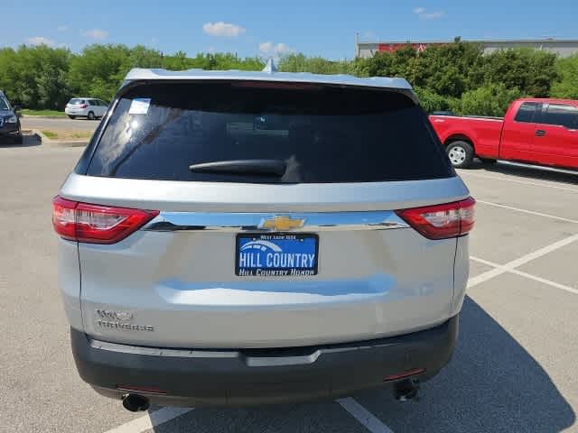 Thumbnail: 2021 Chevrolet Traverse - 8