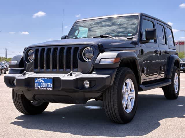 Thumbnail: 2022 Jeep Wrangler - 11