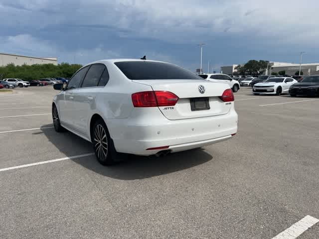 Thumbnail: 2012 Volkswagen Jetta - 3