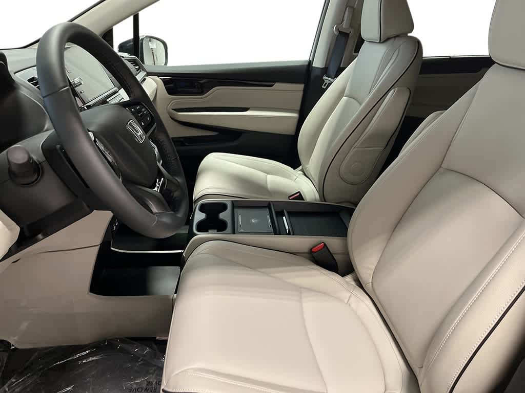 Thumbnail: 2026 Honda Odyssey - 13