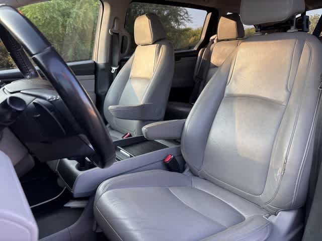 Thumbnail: 2018 Honda Odyssey - 21