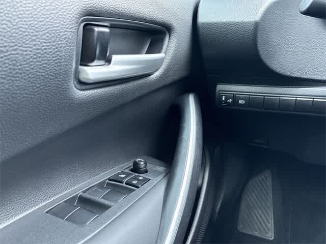 Thumbnail: 2022 Toyota Corolla - 37