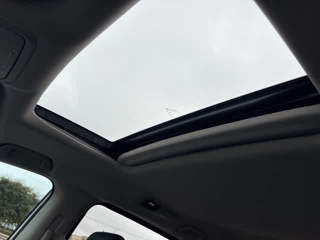 Thumbnail: 2026 Honda Odyssey - 21