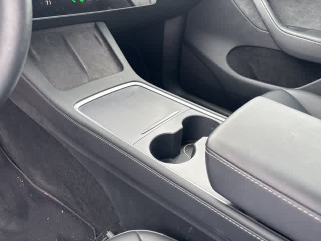Thumbnail: 2023 Tesla Model Y - 16