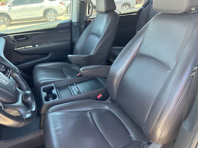 Thumbnail: 2018 Honda Odyssey - 11
