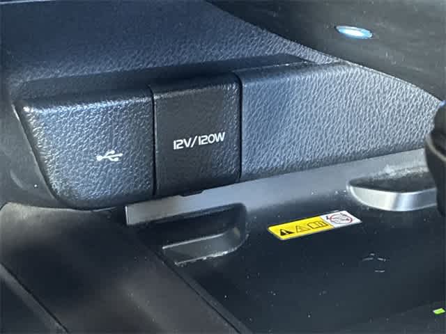 Thumbnail: 2023 Toyota Camry - 32