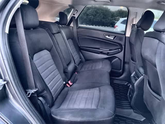 Thumbnail: 2022 Ford Edge - 21