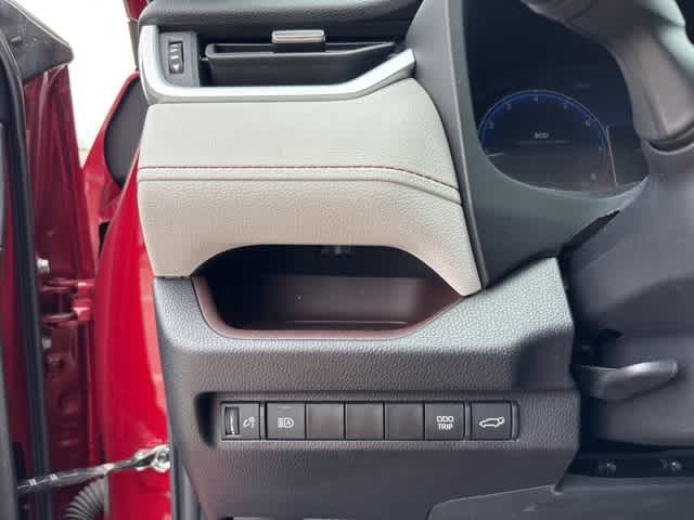 Thumbnail: 2024 Toyota RAV4 - 10