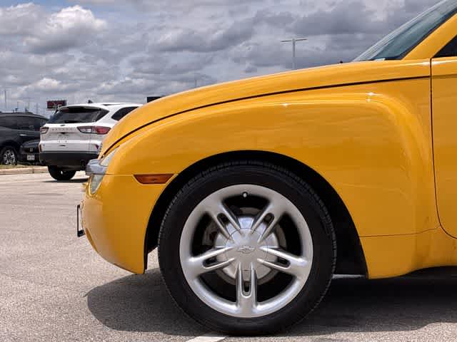 Thumbnail: 2003 Chevrolet SSR - 14