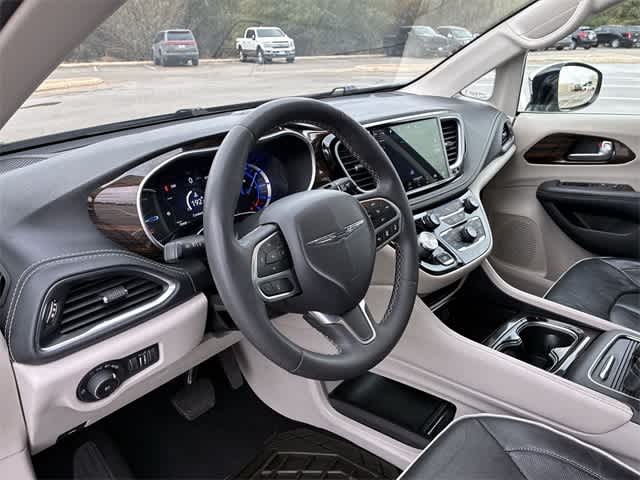 Thumbnail: 2023 Chrysler Pacifica - 2