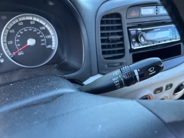 Thumbnail: 2009 Hyundai Accent - 13