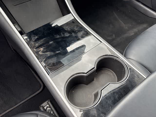 Thumbnail: 2019 Tesla Model 3 - 20