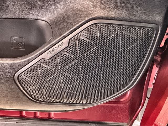 Thumbnail: 2023 Toyota RAV4 - 31