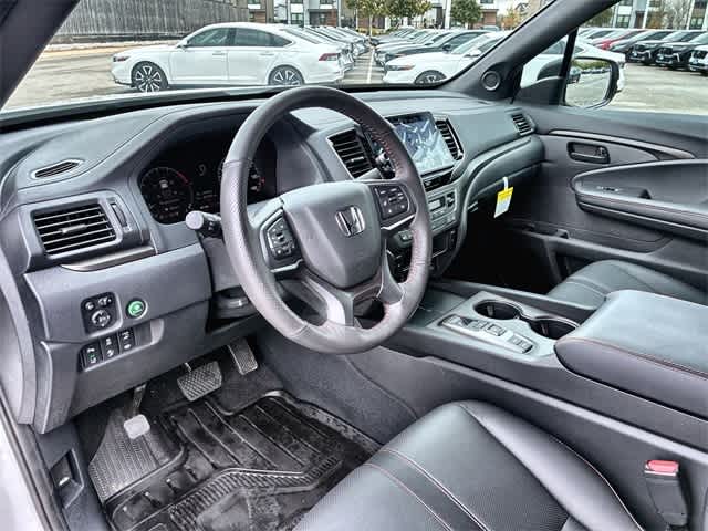 Thumbnail: 2025 Honda Ridgeline - 2