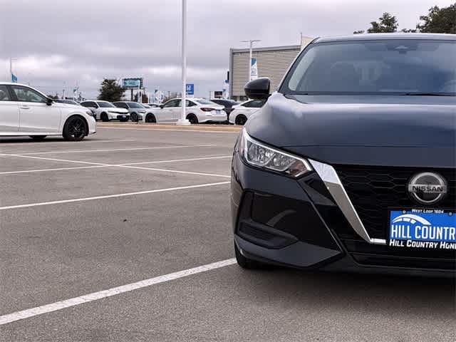 Thumbnail: 2021 Nissan Sentra - 10
