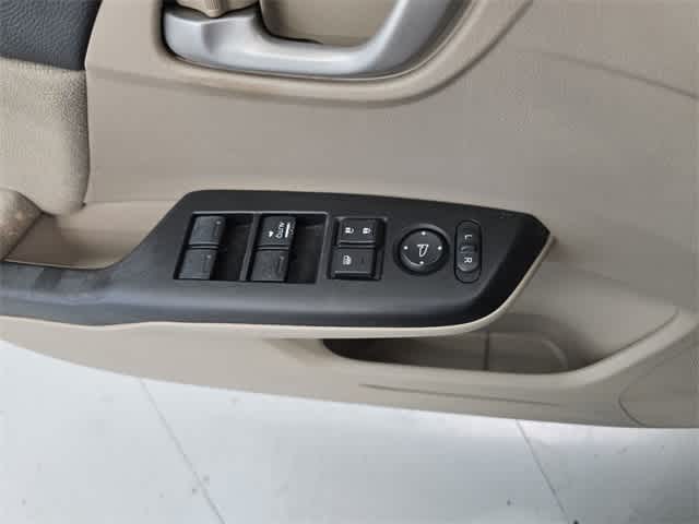 Thumbnail: 2013 Honda Civic - 37