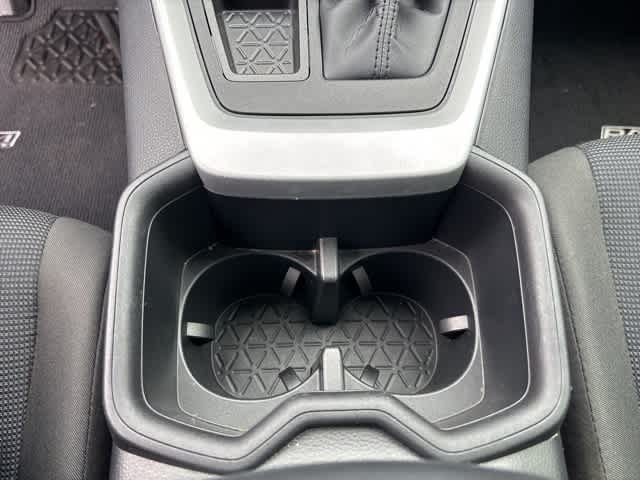 Thumbnail: 2024 Toyota RAV4 - 16