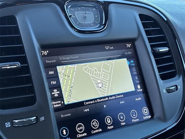 Thumbnail: 2023 Chrysler 300 - 31