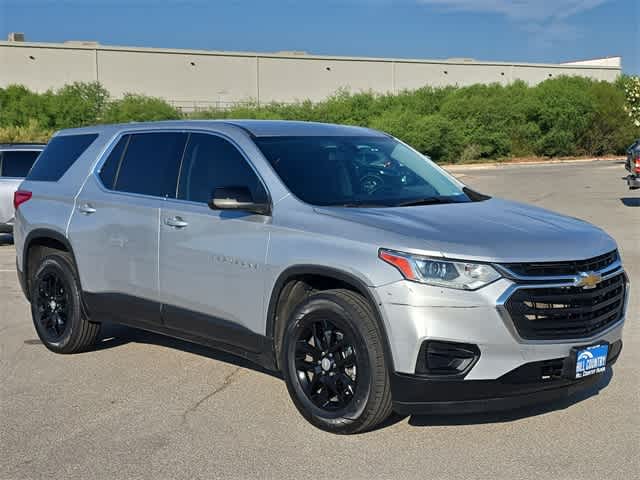 Thumbnail: 2021 Chevrolet Traverse - 8