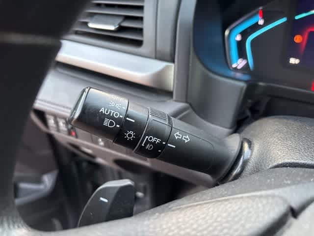 Thumbnail: 2019 Honda Odyssey - 15