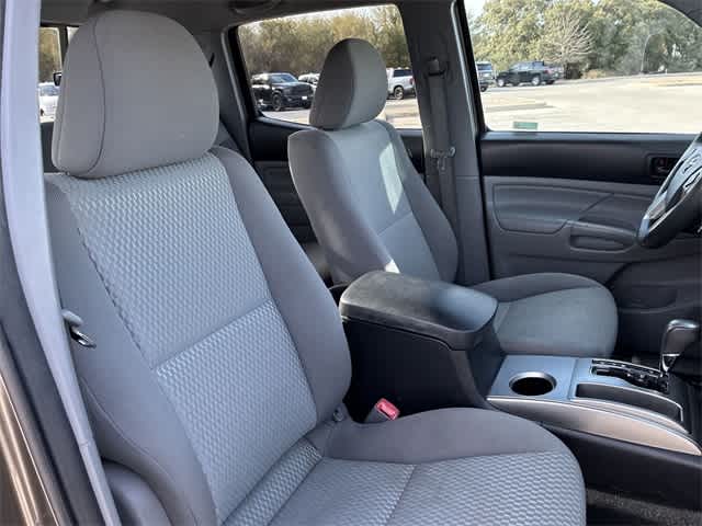 Thumbnail: 2014 Toyota Tacoma - 22