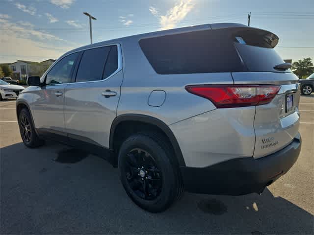 Thumbnail: 2021 Chevrolet Traverse - 4