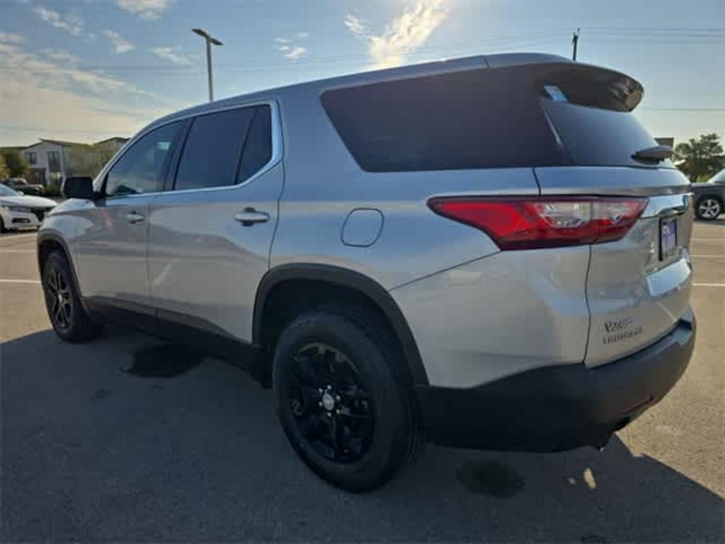 Used 2021 Chevrolet Traverse LS w/1LS SUV