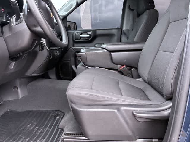 Thumbnail: 2022 Chevrolet Silverado 1500 - 18