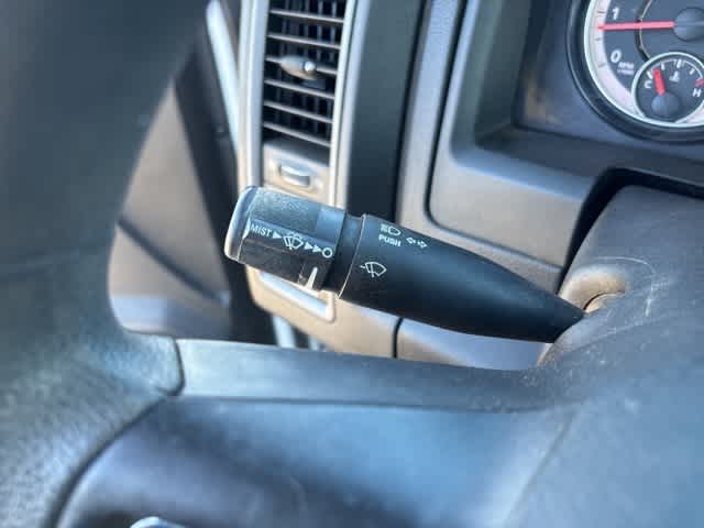 Thumbnail: 2021 RAM 1500 Classic - 14