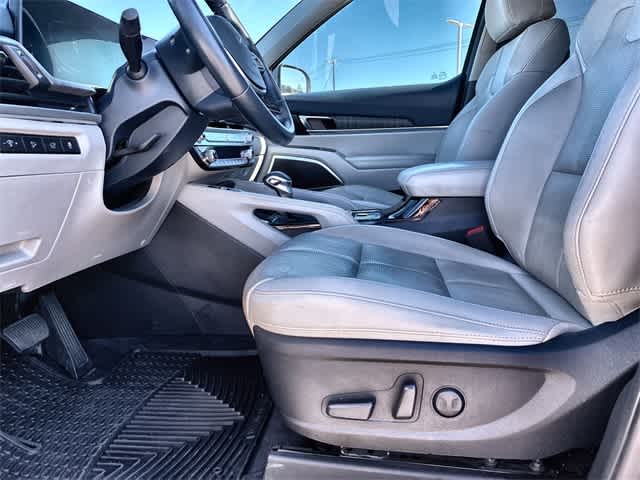 Thumbnail: 2023 Kia Telluride - 18