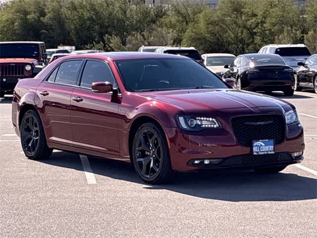 Thumbnail: 2023 Chrysler 300 - 8