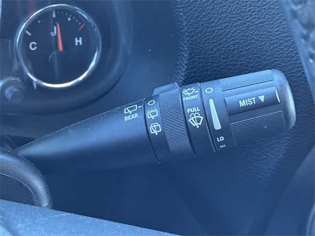 Thumbnail: 2015 Jeep Wrangler - 28