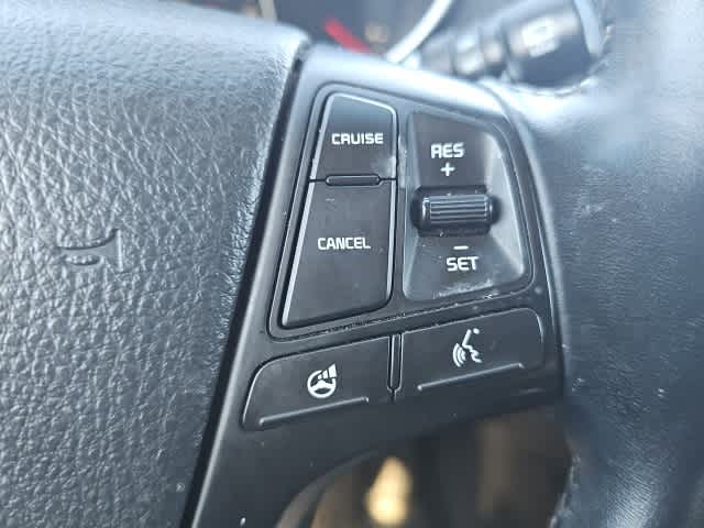 Thumbnail: 2015 Kia Sorento - 15