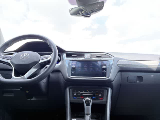 Thumbnail: 2023 Volkswagen Tiguan - 28