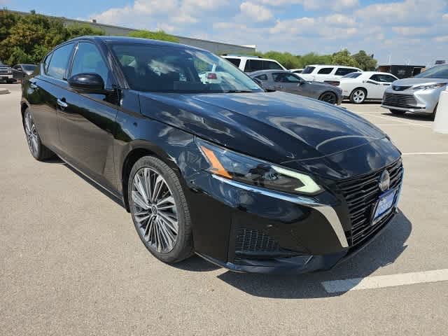 Thumbnail: 2023 Nissan Altima - 3
