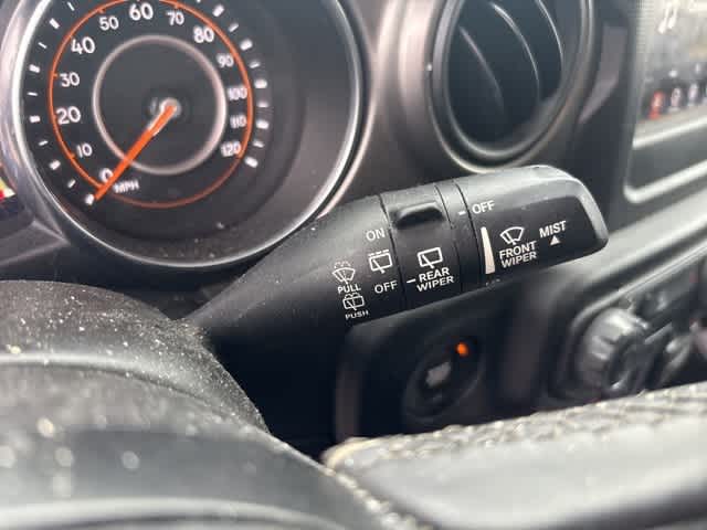 Thumbnail: 2021 Jeep Wrangler - 14