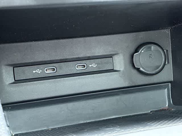 Thumbnail: 2022 Volkswagen Taos - 34