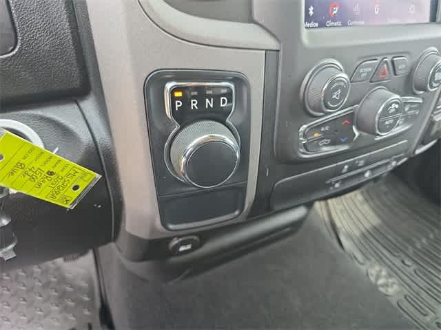 Thumbnail: 2021 RAM 1500 Classic - 33