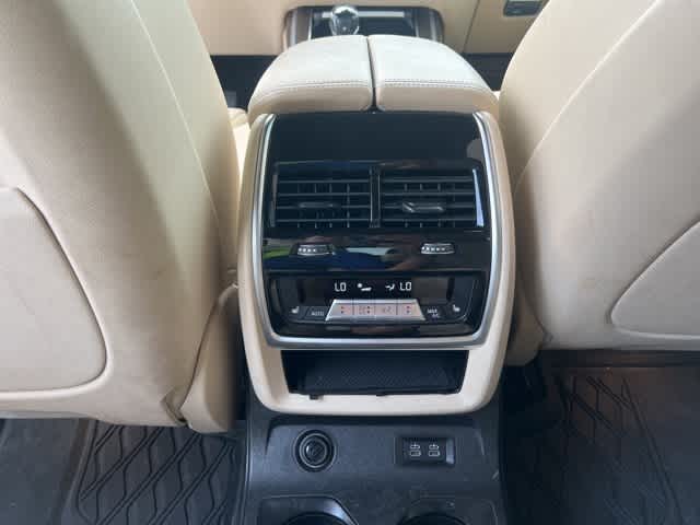 Thumbnail: 2021 BMW X7 - 18