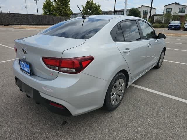 Thumbnail: 2020 Kia Rio - 7