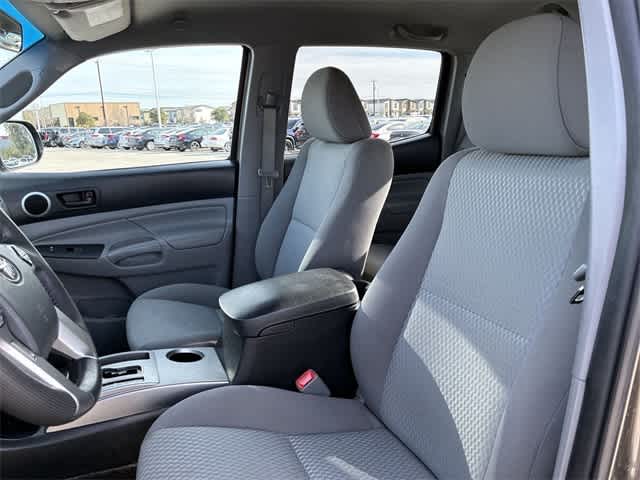 Thumbnail: 2014 Toyota Tacoma - 17