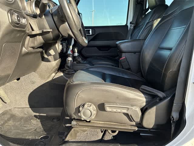 Thumbnail: 2020 Jeep Wrangler - 18