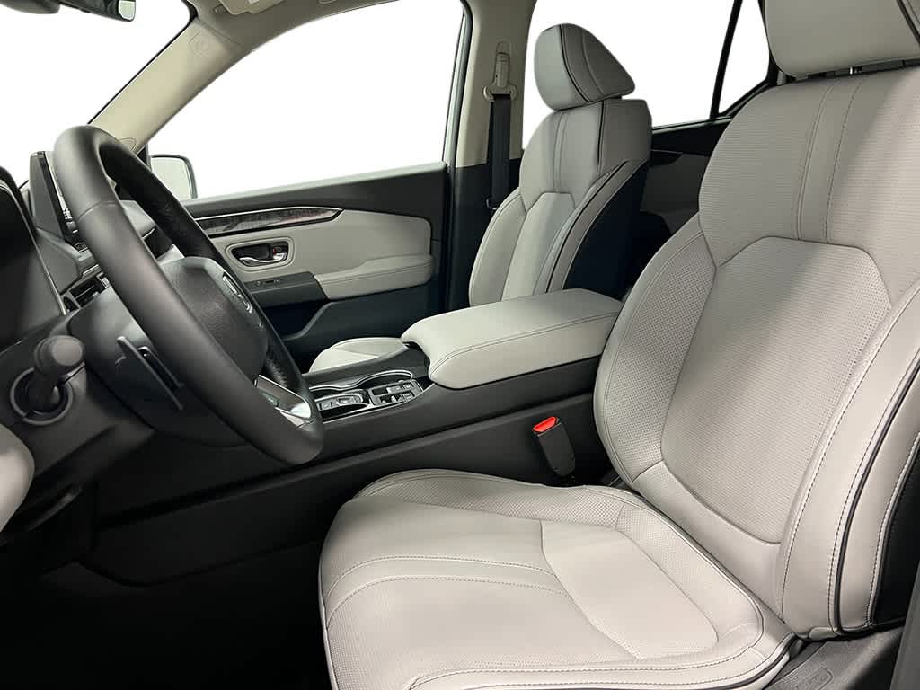 Thumbnail: 2025 Honda Pilot - 14