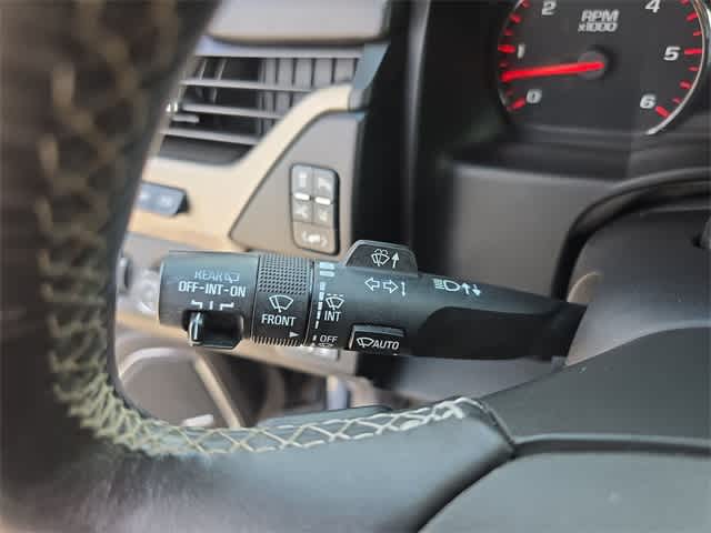 Thumbnail: 2015 GMC Yukon - 27