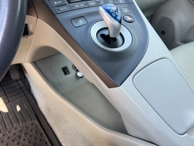 Thumbnail: 2010 Toyota Prius - 17