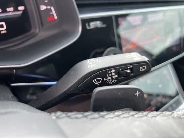 Thumbnail: 2023 Audi Q7 - 14